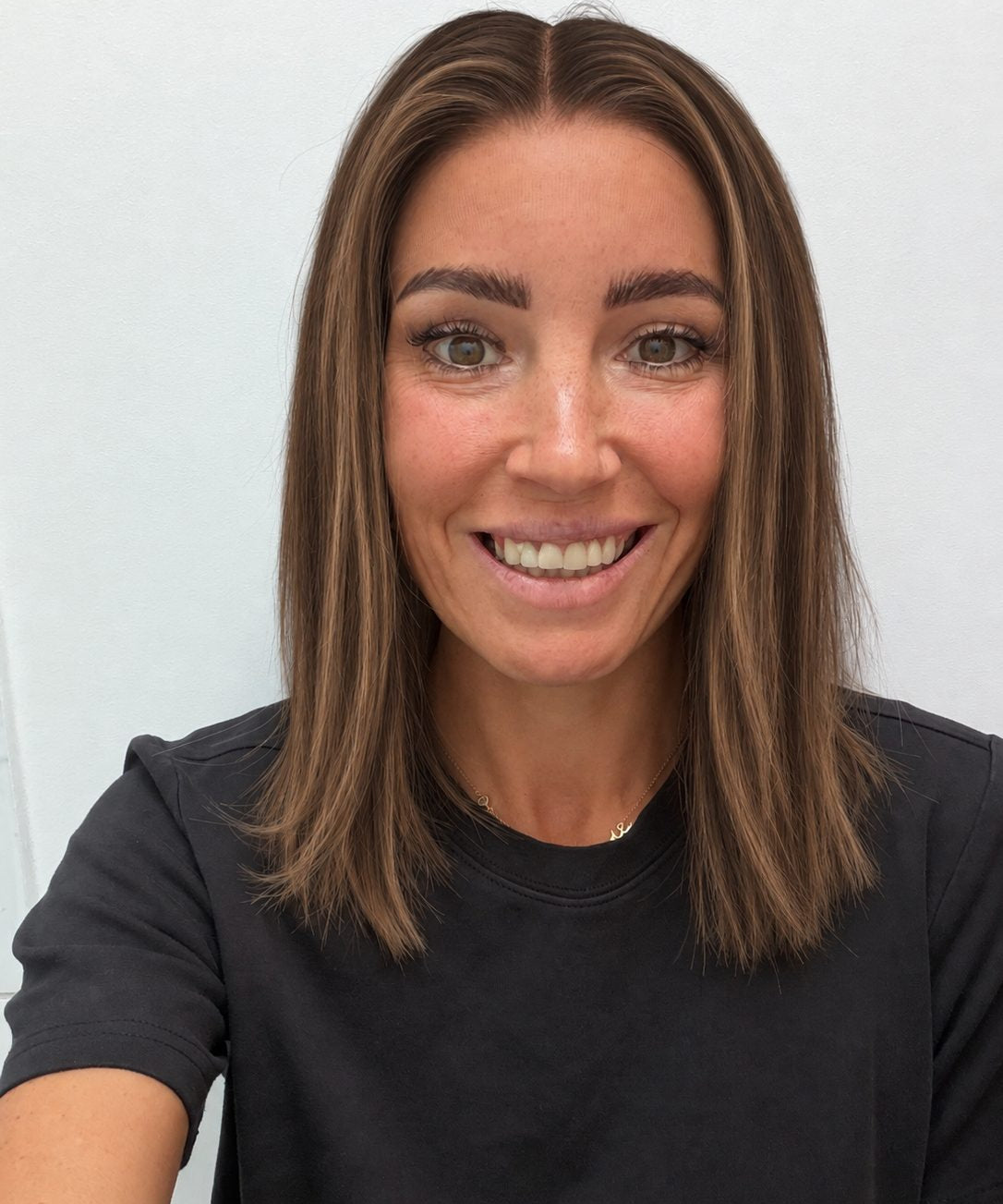 Bronzed Caramel 14-inch blunt bob wig in brunette caramel balayage, front view