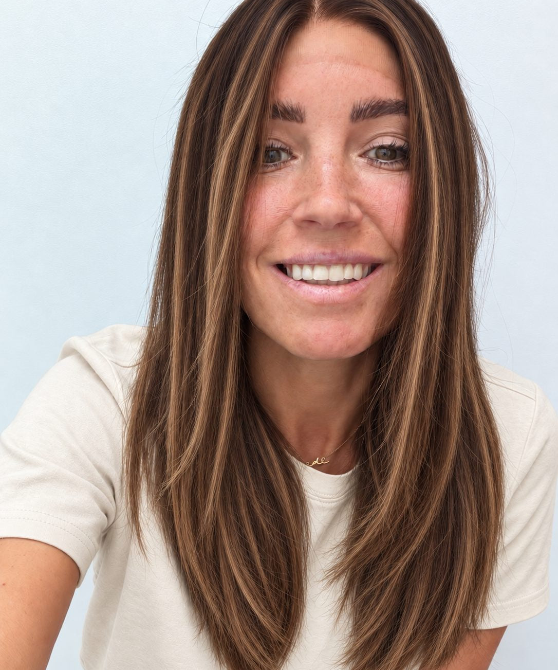Bronzed Caramel 18-inch layered straight wig in brunette caramel balayage, front view