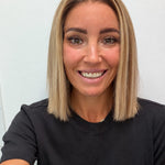 Champagne Melt 12-inch straight wig in rooted champagne blonde balayage, front view
