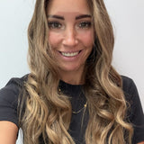 Golden Honey 24-inch wavy wig in golden blonde balayage, front view